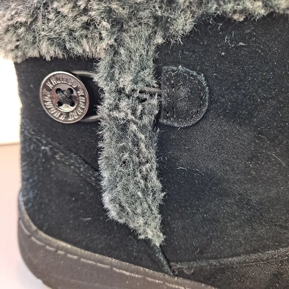 Khombu Black Suede Side Zip Short Boots with Faux Fur Trim Size 7